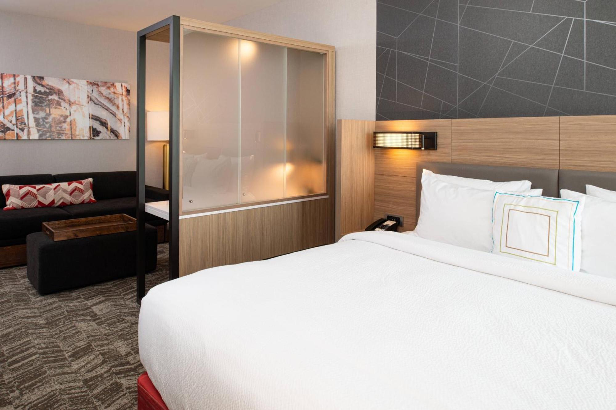 Springhill Suites By Marriott Kansas City Northeast Zewnętrze zdjęcie