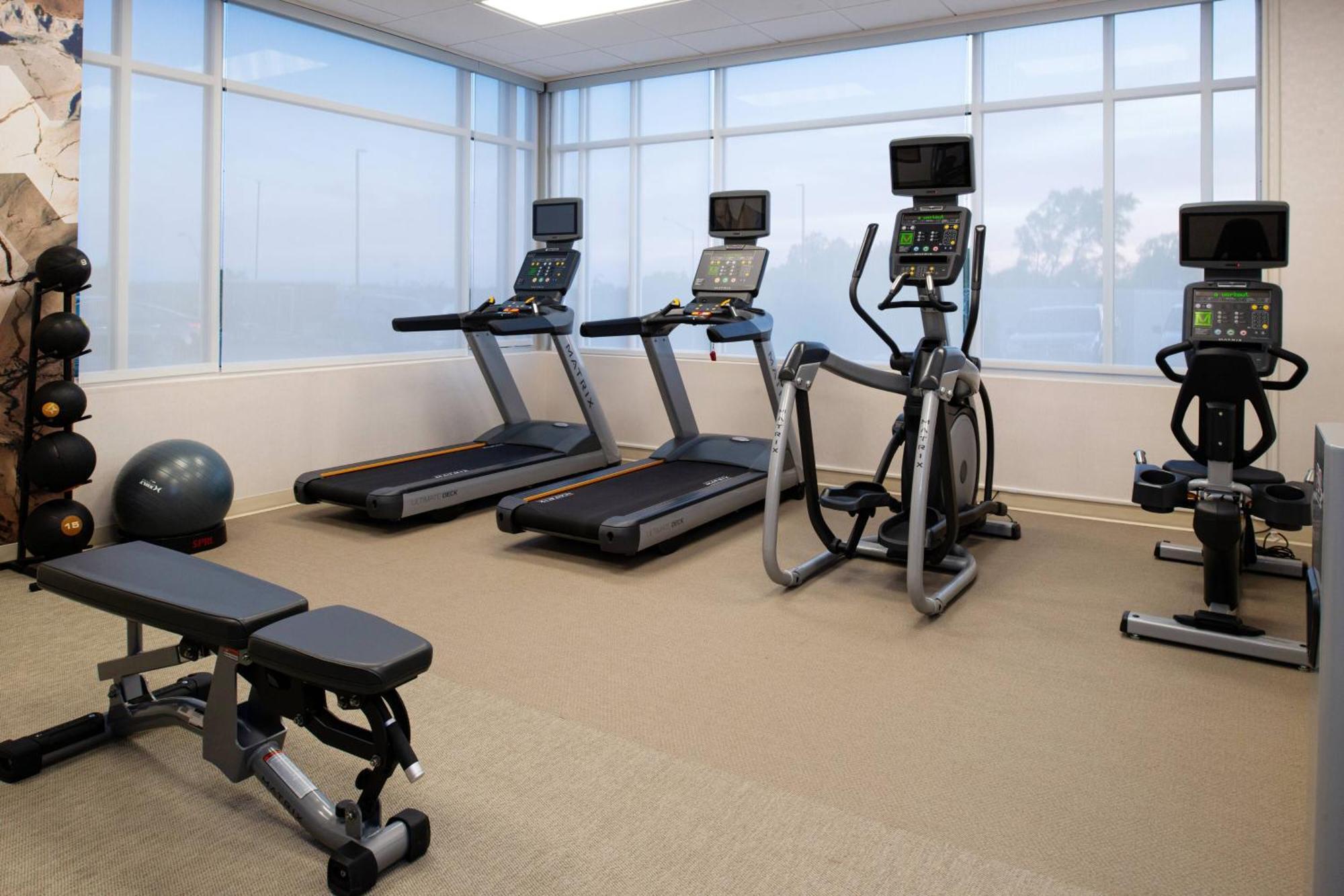 Springhill Suites By Marriott Kansas City Northeast Zewnętrze zdjęcie